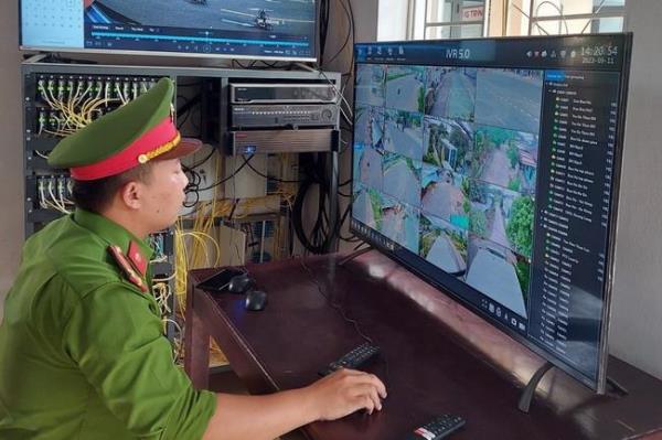 Mắt thần ở Diêu Trì