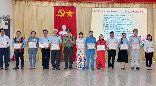 Tiếp tục nhân rộng các mô hình, điển hình tiên tiến trong phong trào Toàn dân BVANTQ