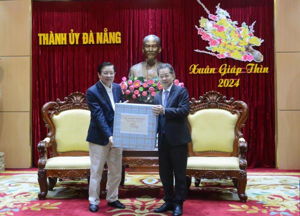Trưởng Ban Nội chính Trung ương Phan Đình Trạc thăm, chúc Tết Đảng bộ, chính quyền và nhân dân thành phố Đà Nẵng