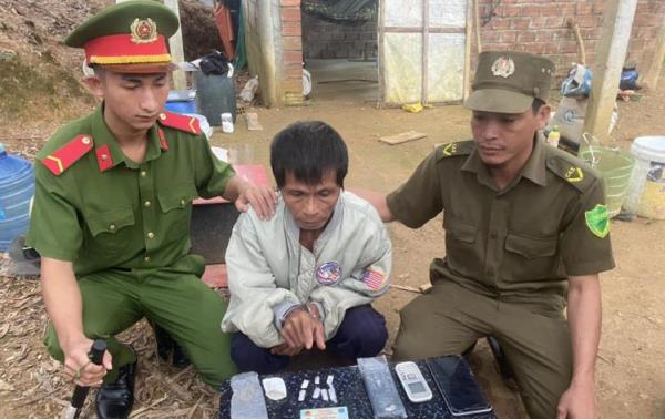 Trấn áp tội phạm ma túy ở vùng quê