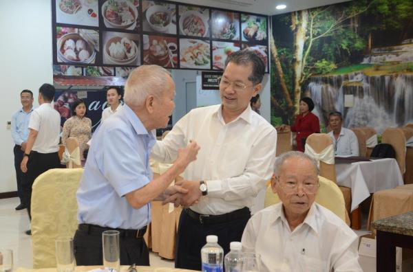 Gặp mặt thân mật các đồng chí nguyên Đặc Khu ủy viên Đặc Khu ủy Quảng Đà, Tỉnh ủy viên Tỉnh ủy Quảng Nam