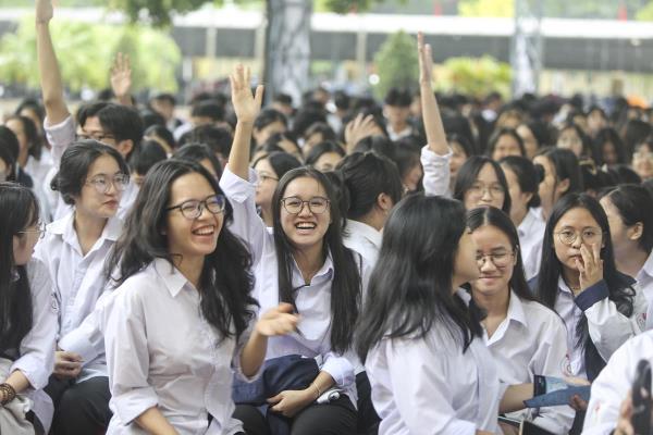 Hàng nghìn học sinh cả nước sôi nổi hưởng ứng cuộc thi Tiếng nói Xanh mùa 2