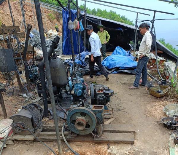 Kiên quyết xử lý dứt điểm khai thác vàng trái phép tại Đồi Sim, Sũng Mùn