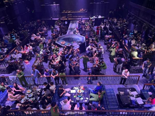 Cặp vợ chồng nguyên sếp liên quan đến ma túy