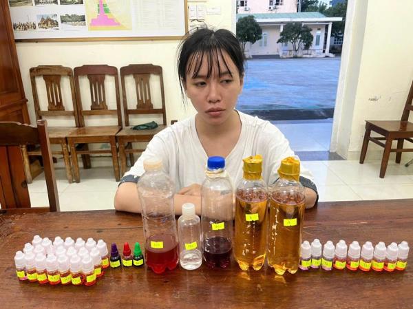 Bộ đội Biên phòng khởi tố vụ tàng trữ tinh dầu có chứa chất ma túy