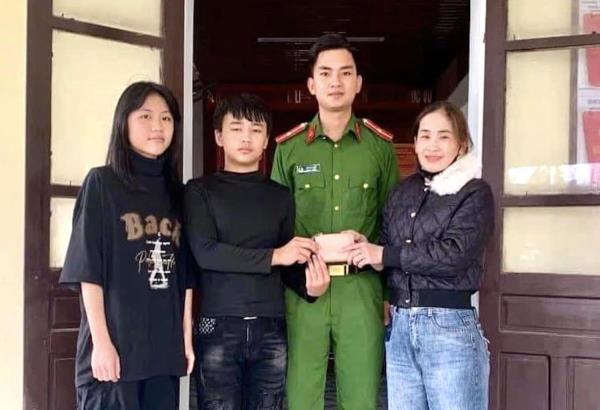 Hành động đẹp của 2 học sinh