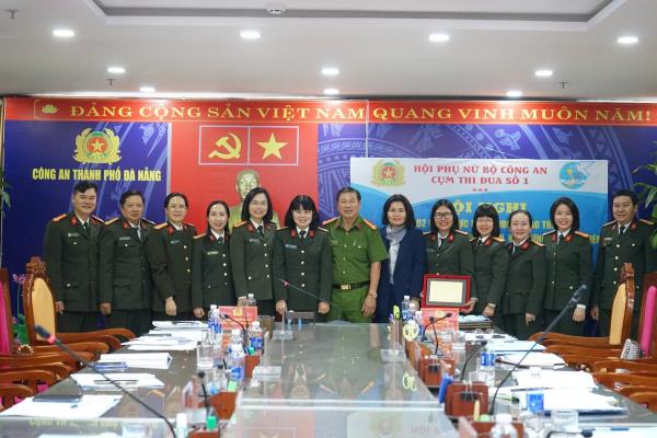 Bản lĩnh, nhân văn, kỷ cương, trách nhiệm