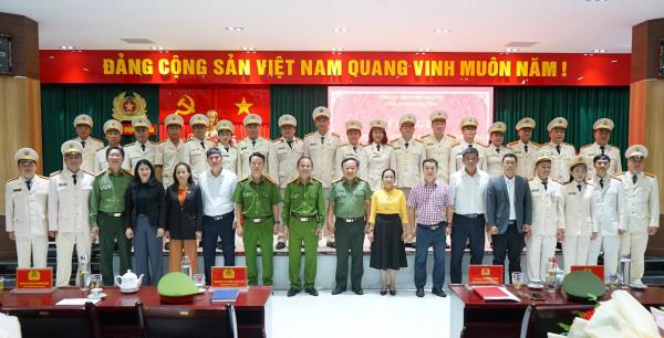 Công an quận Hải Châu công bố quyết định của Giám đốc Công an TP Đà Nẵng về công tác cán bộ