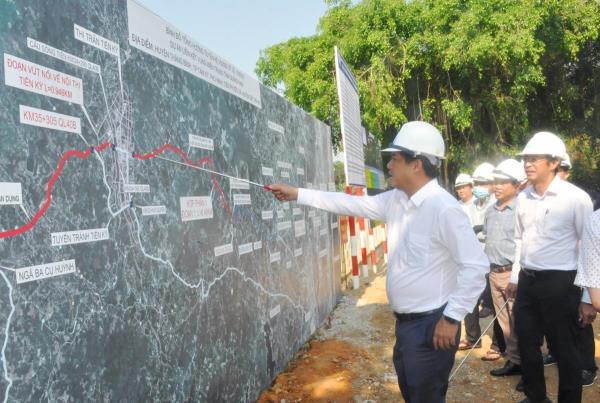 Đẩy nhanh tiến độ Dự án Liên kết vùng miền Trung tỉnh Quảng Nam