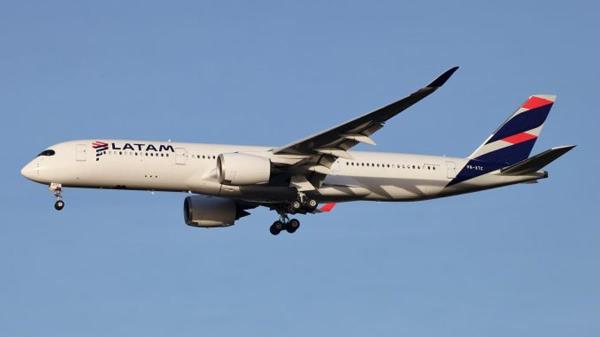 Sự cố kỹ thuật trên chuyến bay của LATAM Airlines khiến 50 người bị thương