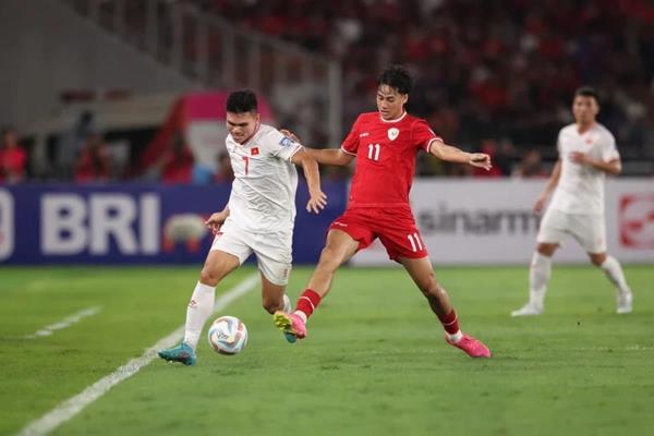 Trực tiếp họp báo Indonesia vs Việt Nam: HLV Troussier nói gì sau thất bại?