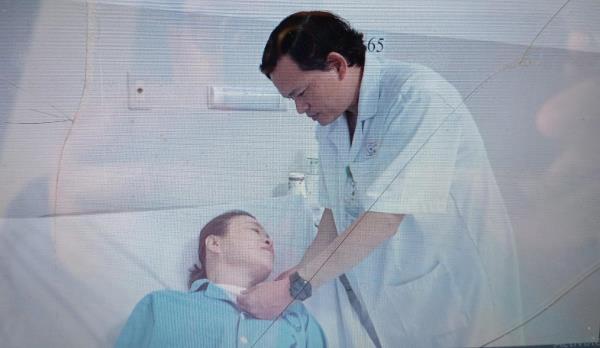 Phẫu thuật thành công bướu giáp khổng lồ thòng trung thất