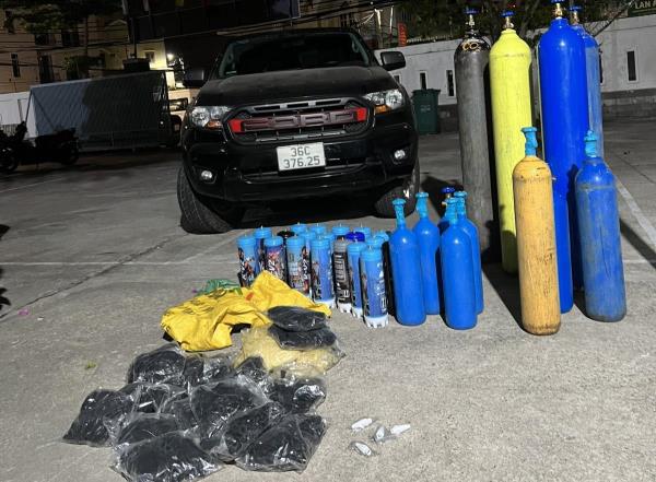 Chuyến hàng đêm bị lộ