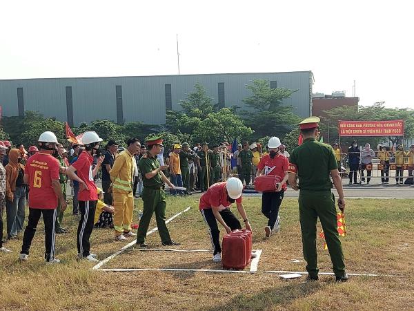 Nhiều đơn vị, địa phương tổ chức Hội thi nghiệp vụ chữa cháy và cứu nạn, cứu hộ Tổ liên gia an toàn PCCC năm 2024
