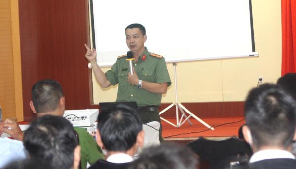 Truyền đạt kiến thức phòng chống tội phạm cho người vị thành niên