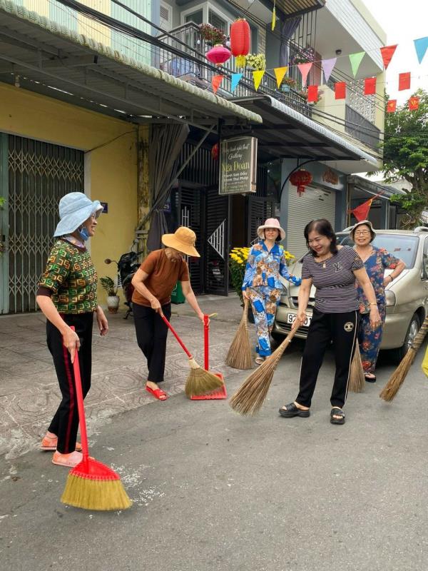 Người phụ nữ của trăm việc không tên