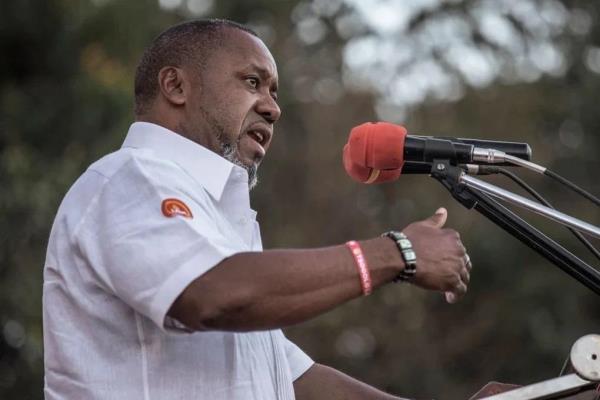 Máy bay chở Phó Tổng thống Malawi mất tích