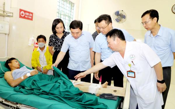 Sạt lở - ẩn họa trên những tuyến đường độc đạo
