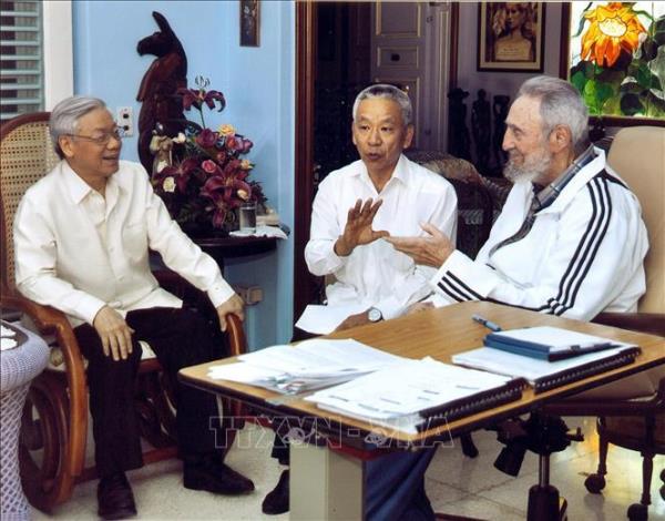 Tổng Bí thư Nguyễn Phú Trọng trọn đời vì nước, vì dân