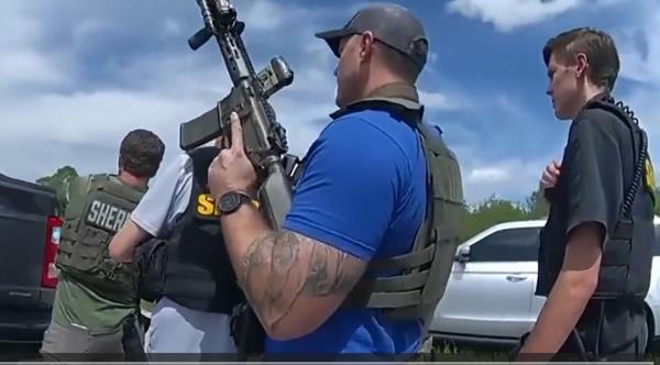 Khoảnh khắc Mỹ bắt giữ nghi phạm ám sát hụt ông Trump