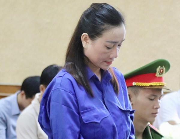 18 năm tù cho kiều nữ lừa đảo chiếm đoạt hơn 11,7 tỷ đồng