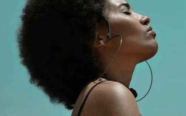 Thở dài có kiểm soát - cách giải tỏa căng thẳng mới