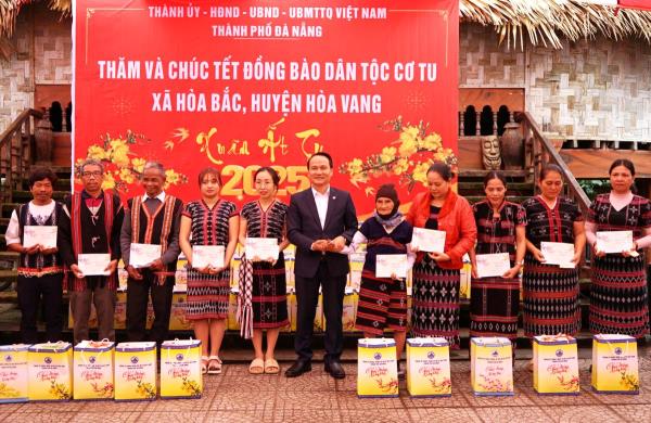 Tổ chức Tết Nguyên đán 2025 chu đáo, an toàn, vui tươi