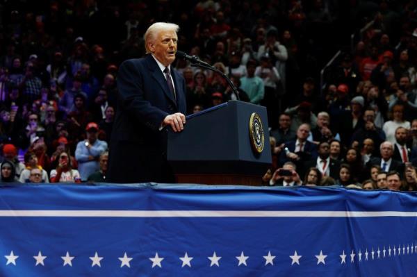 Tổng thống Trump tuyên bố bắt đầu kỷ nguyên vàng cho nước Mỹ