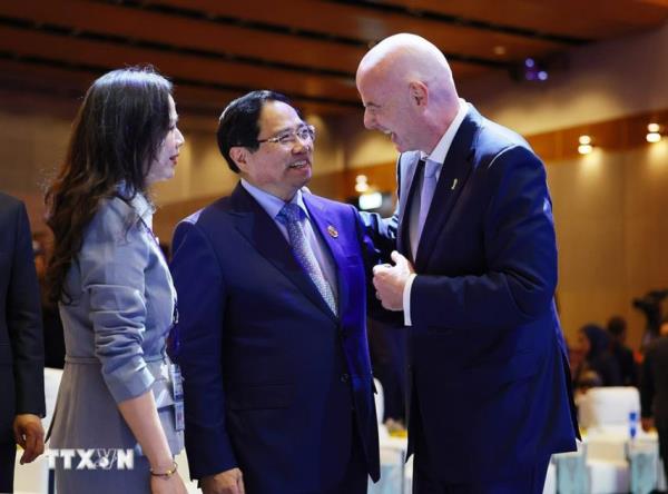 FIFA muốn xây dựng Học viện bóng đá tại Việt Nam