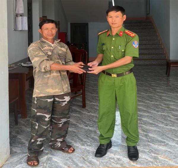 Anh Quý làm việc đáng quý