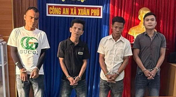 Đến đòi nợ, đánh chủ nhà gây thương tích