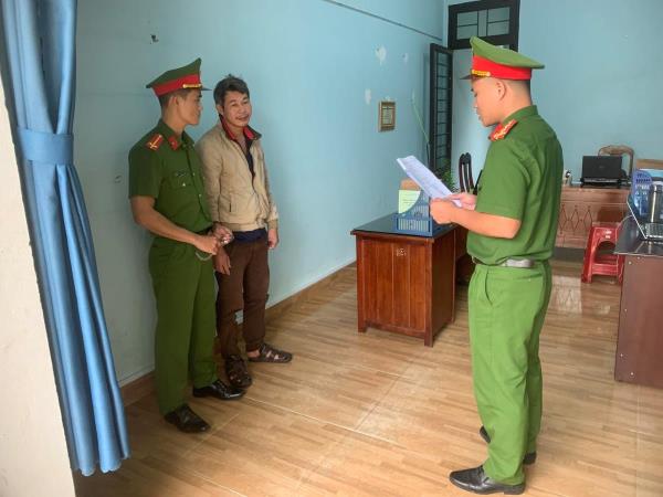 Con bạc choảng nhau