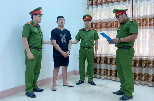 Bắt tạm giam hai đối tượng gây ra nhiều vụ trộm cắp tài sản