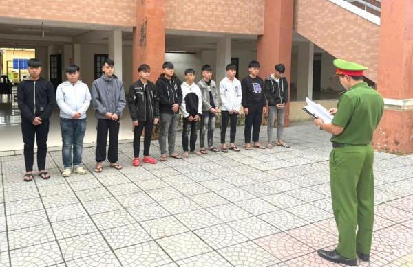 Khởi tố 10 đối tượng có hành vi gây rối trật tự công cộng