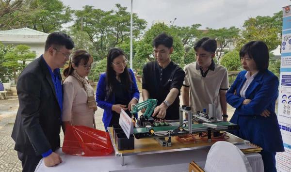 Festival Khởi nghiệp đổi mới sáng tạo, lan tỏa tinh thần sáng tạo trẻ trong thanh niên Đà Nẵng