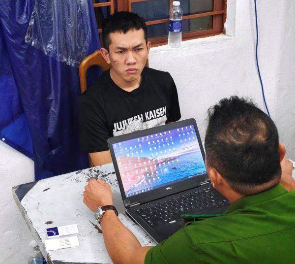 Ngồi cà-phê lại phê… ma túy