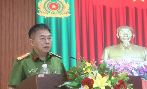 Tập trung cao điểm đảm bảo an ninh, an toàn cho người dân đón Giáng sinh và vui Tết