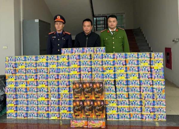 Triệt phá nhiều đường dây buôn bán pháo nổ quy mô lớn