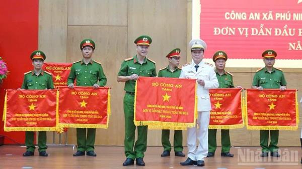 Phát huy tinh thần Lá cờ đầu trong phong trào thi đua Vì an ninh Tổ quốc