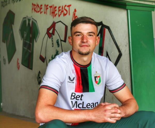 Hà Nội FC sắp chiêu mộ chân sút ngoại