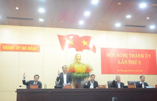 Hội nghị Thành ủy Đà Nẵng lần thứ 2: Bàn giải pháp tháo gỡ khó khăn, vướng mắc, phấn đấu đạt mức tăng trưởng hơn 11% vào năm 2026