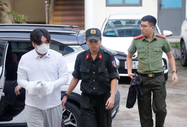 Công an Đà Nẵng bắt giữ nhóm người Hàn Quốc điều hành đường dây lừa đảo tại Campuchia bị Interpol truy nã