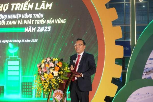 Hướng tới chuyển đổi xanh và phát triển bền vững