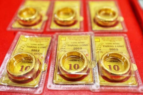 Giá vàng hôm nay (chiều 8-12): Tăng 300 nghìn đồng mỗi lượng so với cuối tuần