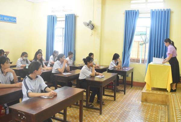 Đắk Lắk sẽ chuyển từ xét tuyển sang thi tuyển vào lớp 10 năm học 2025-2026