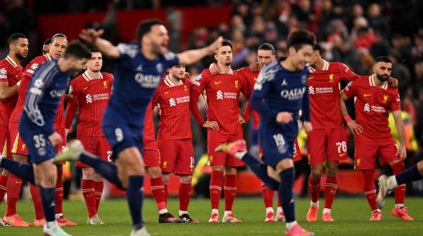 Liverpool bị loại khỏi Champions League: Tiền nhiều để làm gì?
