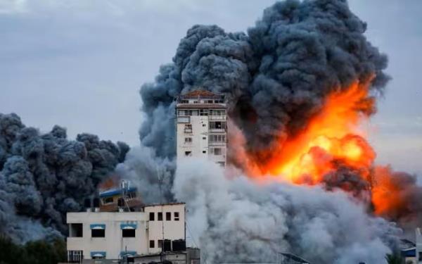 Israel mở lại chiến dịch tấn công vào Gaza