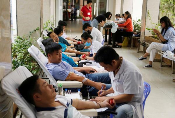 Tuổi trẻ Bệnh viện 199 hiến gần 200 đơn vị máu ngay đầu Tháng Thanh niên