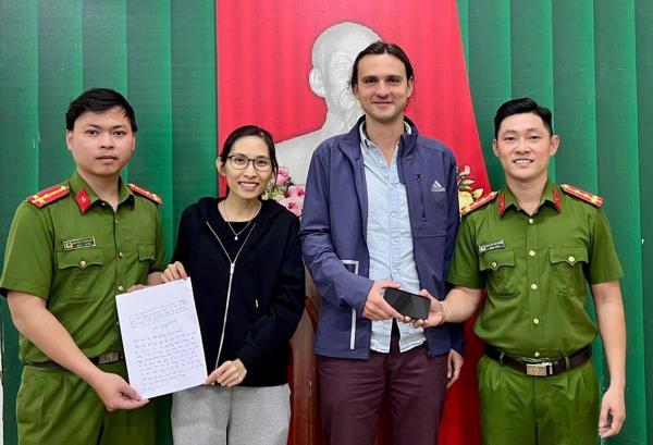 Thần tốc tìm lại tài sản cho du khách