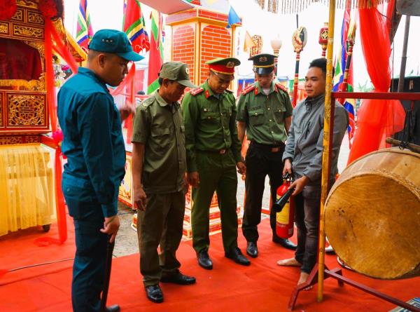 Công an phường Hòa Xuân đảm bảo tuyệt đối an toàn tại lễ hội Bửu đản Thánh mẫu 2025